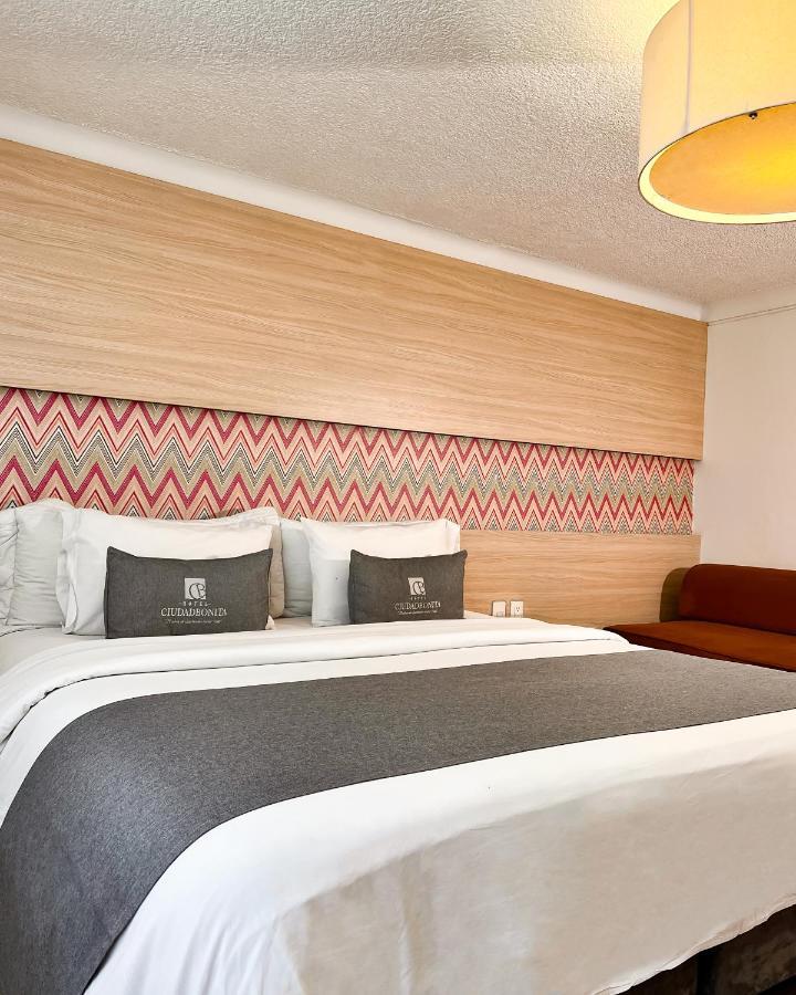 Hotel Ciudad Bonita ブカラマンガ エクステリア 写真